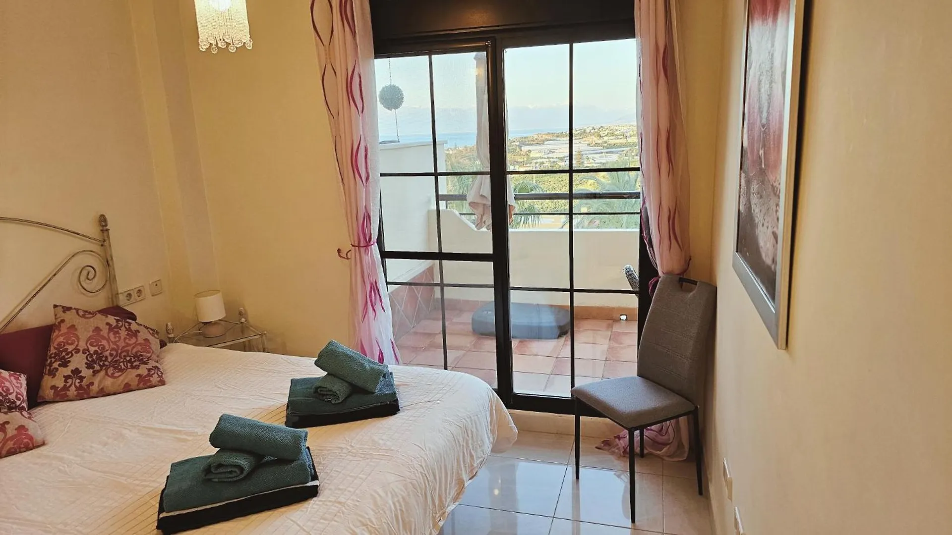Costa Brisas Lägenhet Almayate Alto